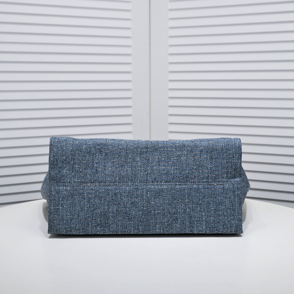 シャネルバッグ側面デザイン